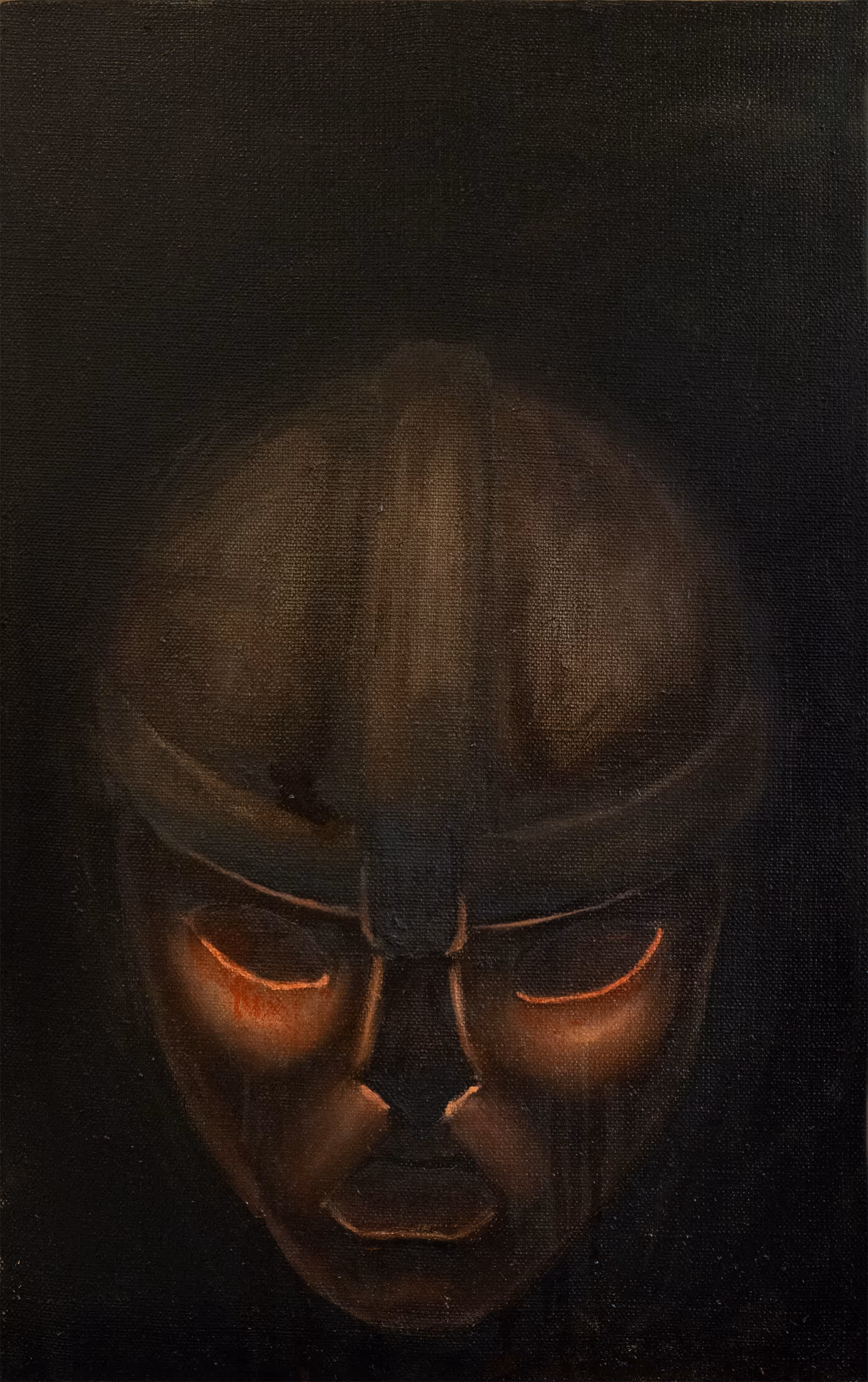 Mroczna malarska wizerunek demonicznej maski z czerwonymi, świecącymi oczami na czarnym tle.