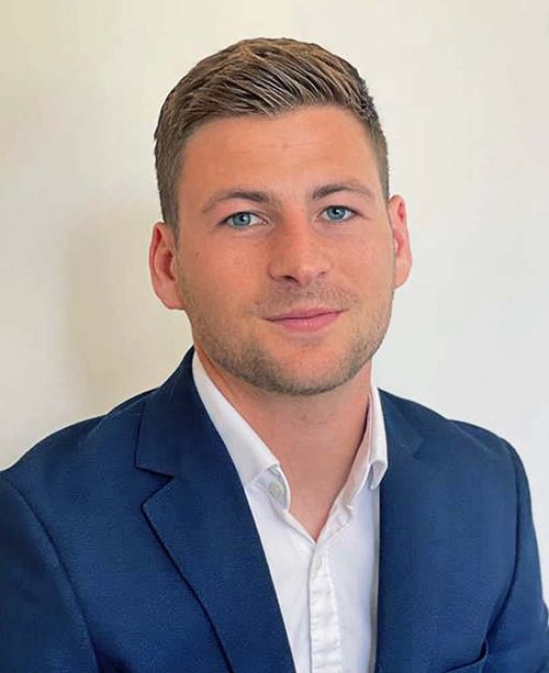 Toby Riley Smith Kc Team | K2 International