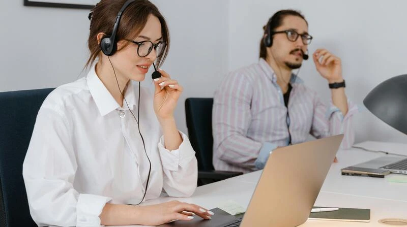 remote outsource customer service team from latam