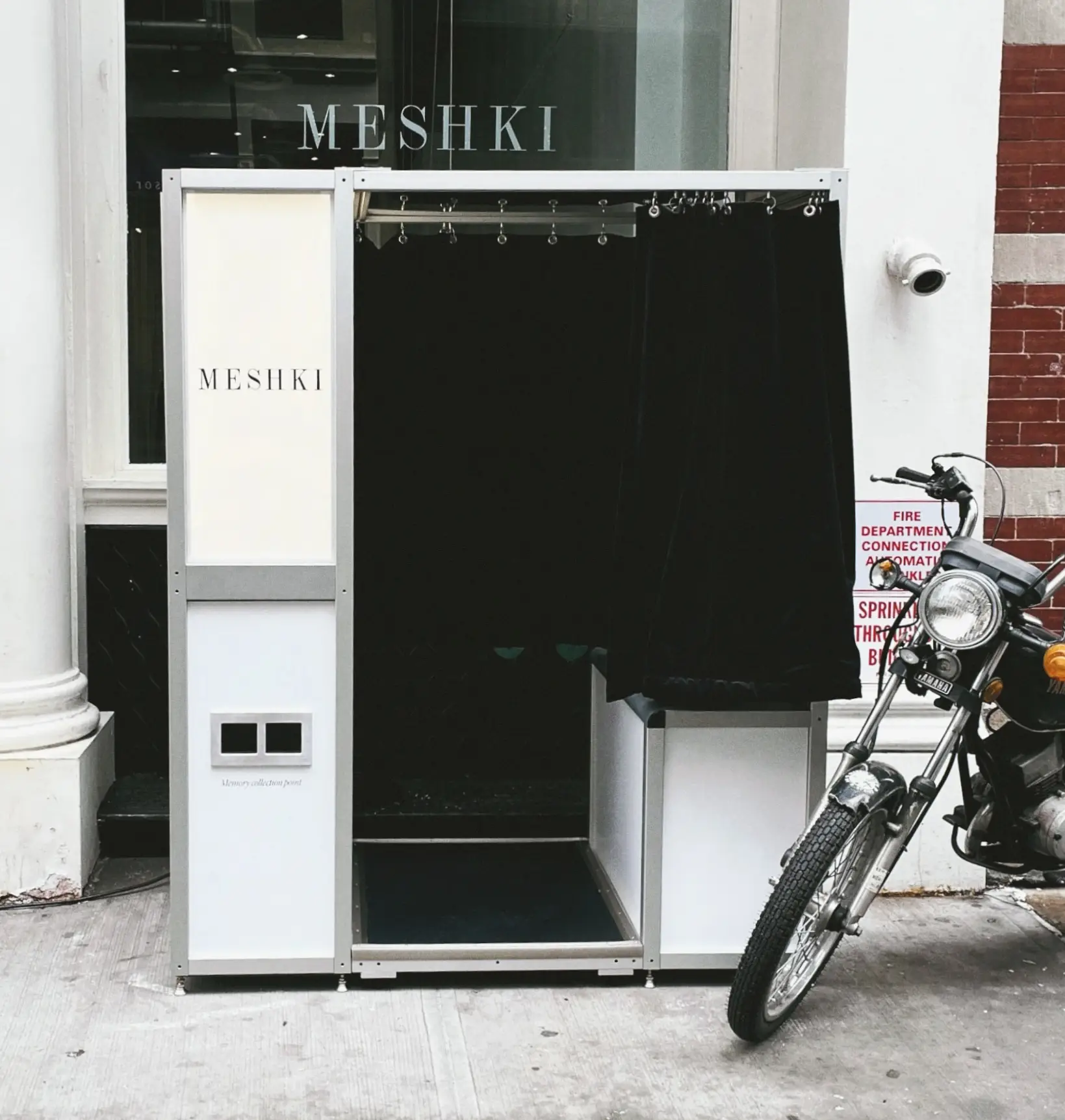 How much is a custom photo booth rental