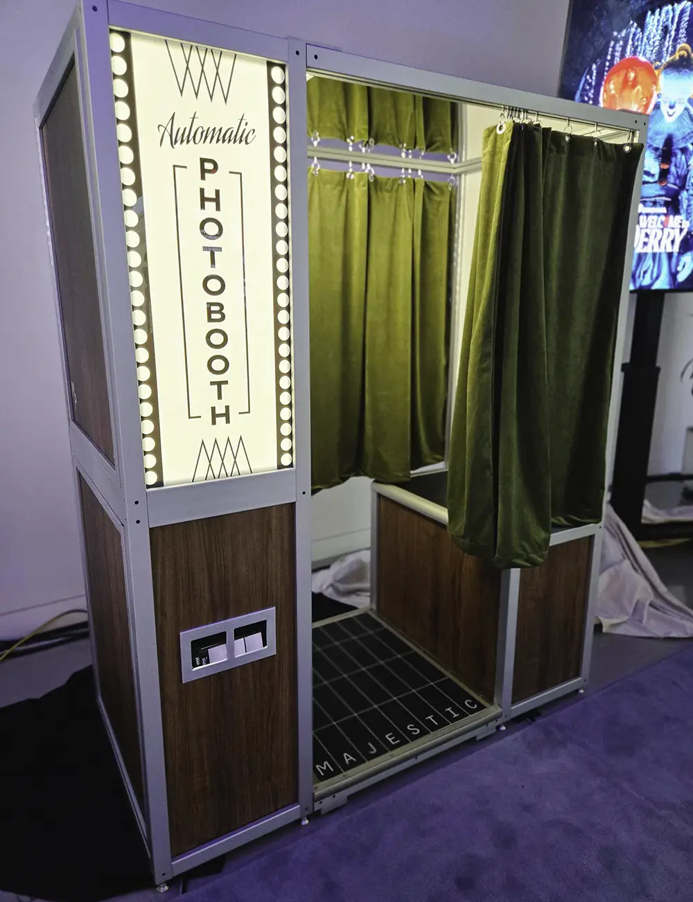 custom photo booth price guide