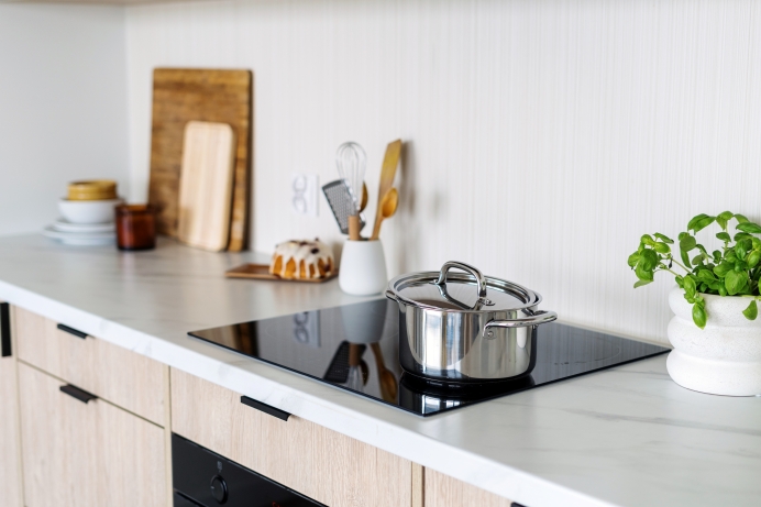 Modern kitchen hob for energy-efficient everyday cooking in Bristol
