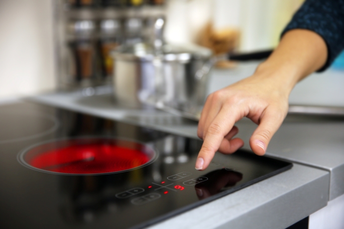 Modern kitchen hob suitable for replacing an existing hob in a Bristol home