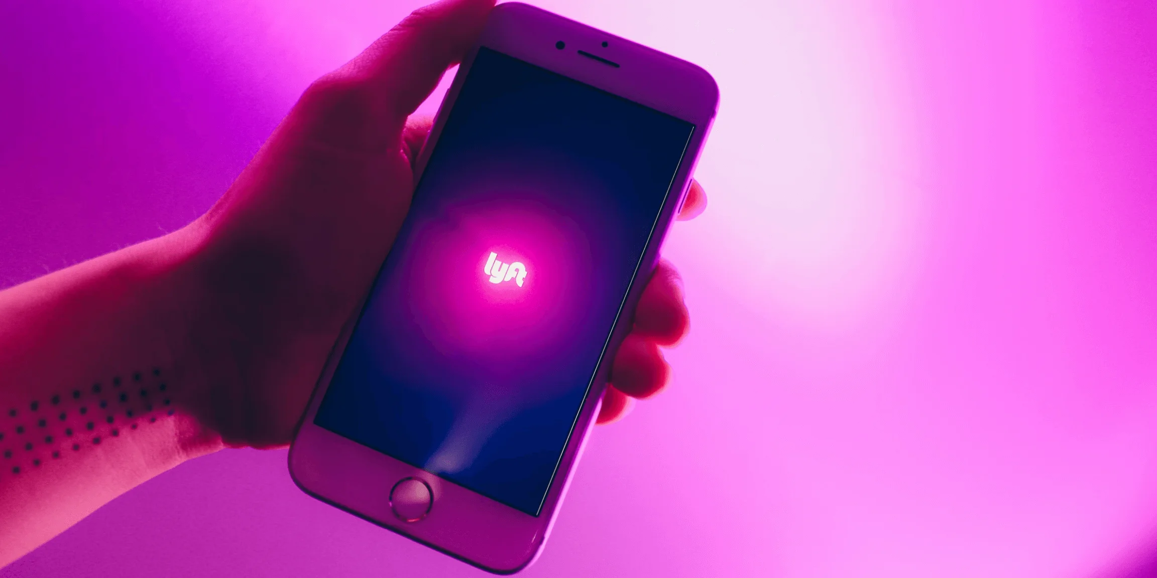 Lyft Advertising on Car