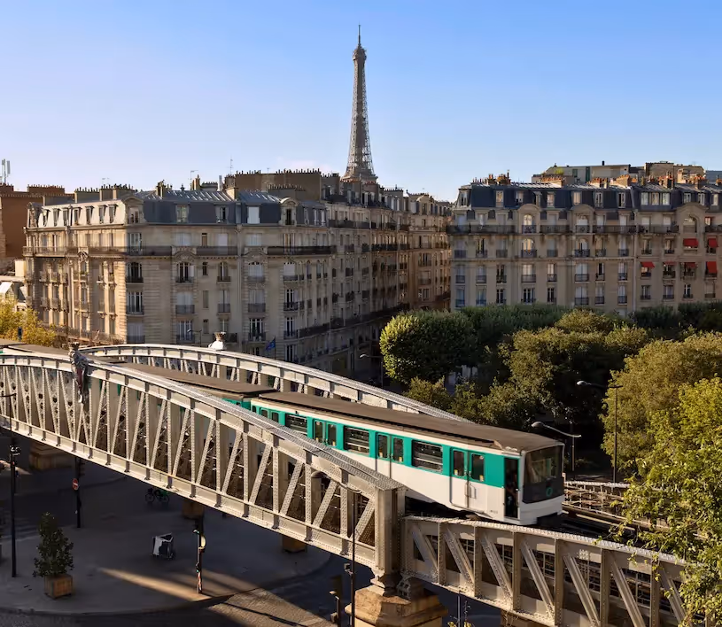 View of the Eiffel Tower Merveil Paris