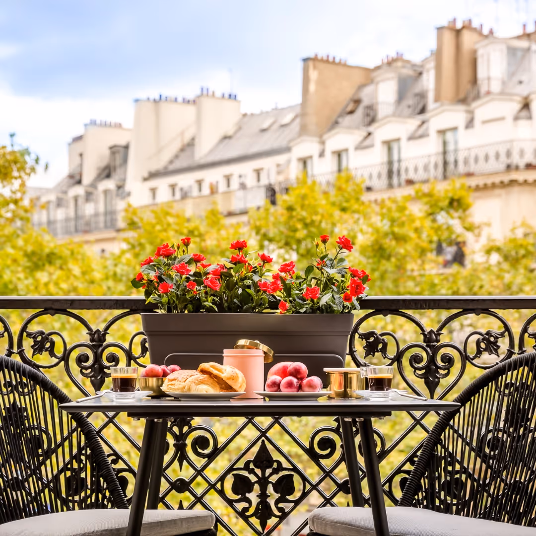 Merveil Paris luxury apartment balcony