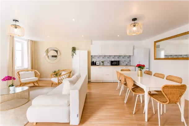 Le salon vue cuisine du Cozy Apartment Roosevelt