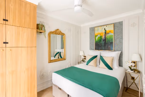La chambre 2 bleu Luxury Suite Rougemont I
