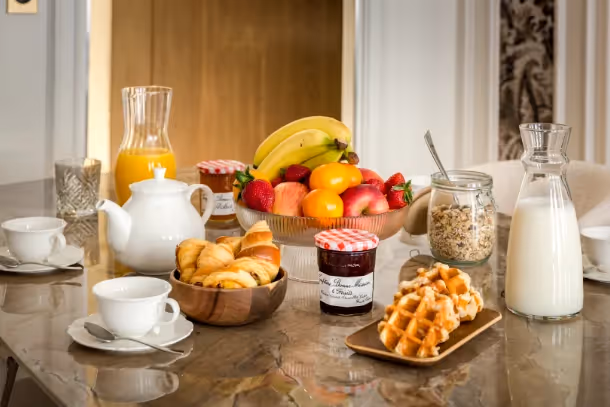 Le petite déjeuner Luxury Suite Aboukir IX