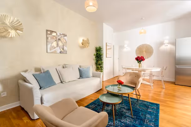 Le salon décoré Cozy Apartment Monceau