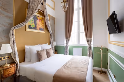 Chambre 1 Lit Queensize