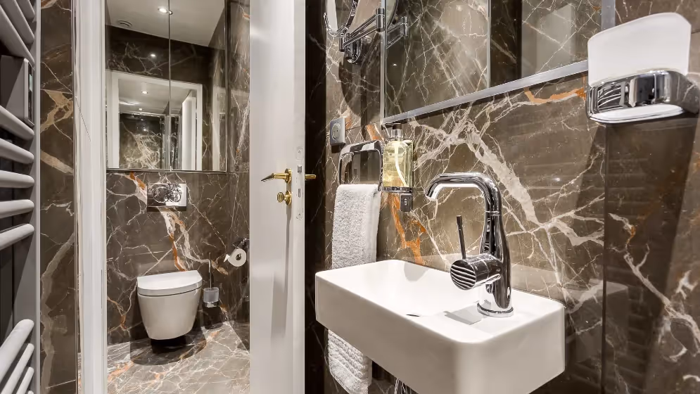 The bathroom master suite de luxe rambuteau