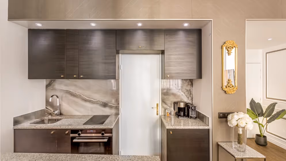 Le Cuisine suite de luxe archives I