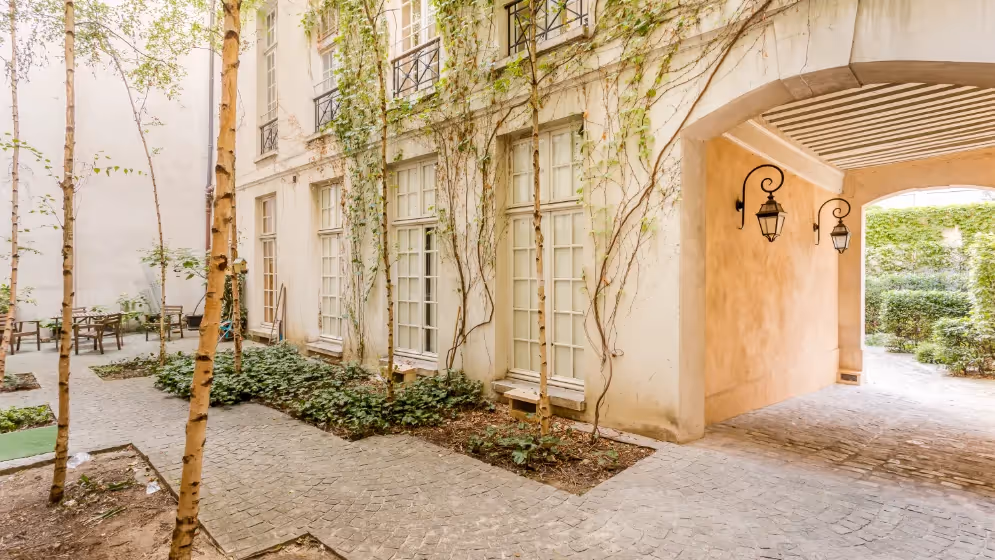 Le Courinterieure suite de luxe archives I
