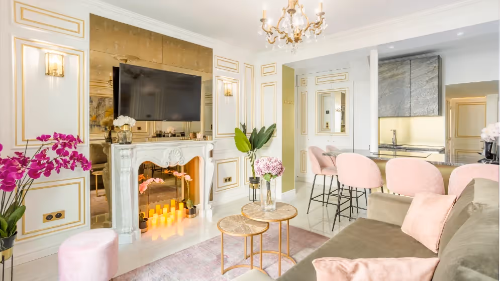 Le salon coin cheminee suite de luxe bourdonnais