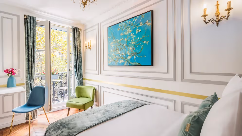 Room 1 luxury suite sebastopol I balcony