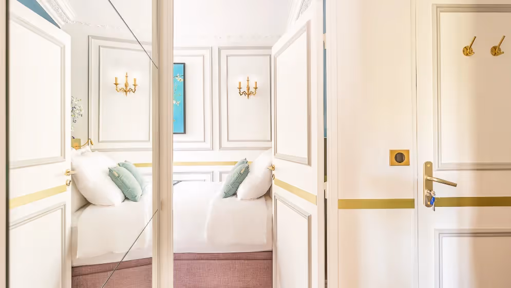 Le chambre 1 entree suite de luxe sebastopol I balcon