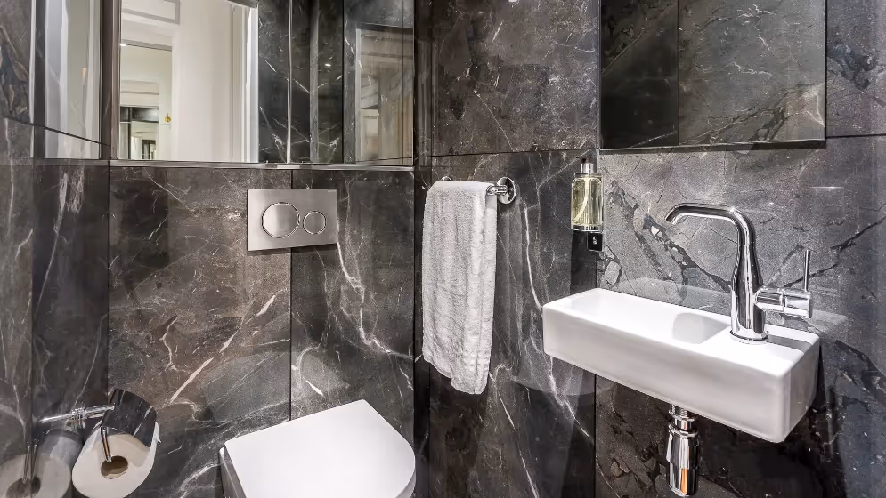 Le wc suite de luxe sebastopol I balcony