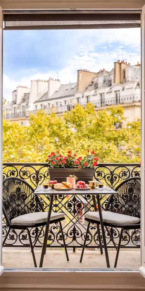 Breakfast terrace luxury suite sebastopol I balcony