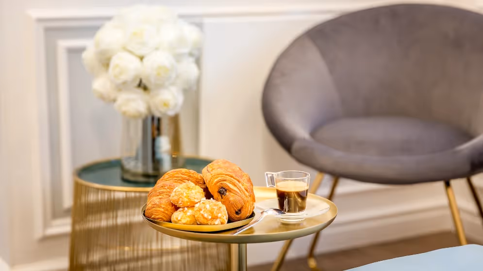 Le Details petit dejeuner suite de luxe marcel II