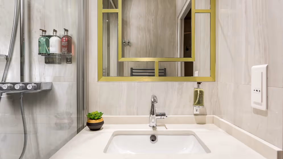 Le laVabo sdb suite de luxe laos