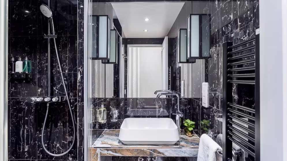 Le 71 suite signature VIctoria