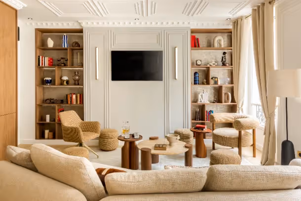 Salon avec télé de la Signature Suite Caire II