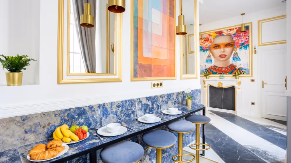 Le Table a manger suite de luxe saint louis