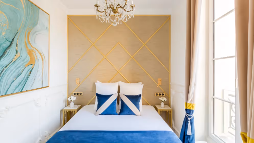 Room 1 luxury suite bac I