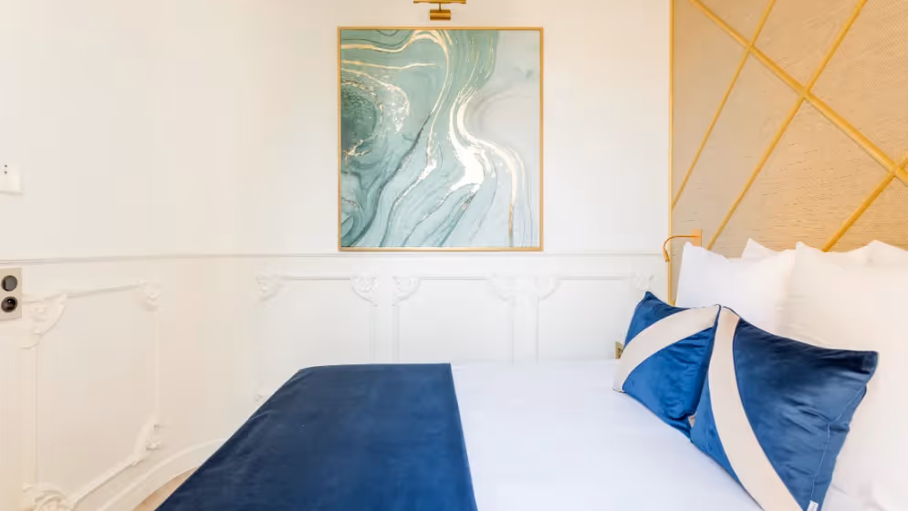 Room 1 luxury suite bac I