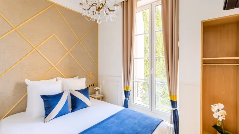 Room 1 luxury suite bac I