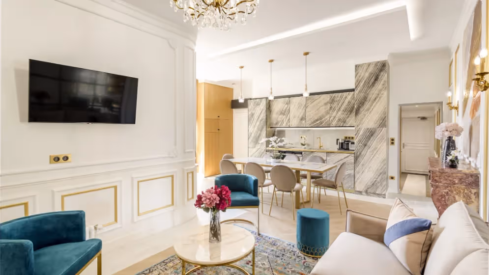 Le SALON luxury suite bac I