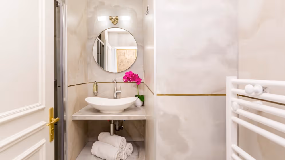 Le SALLE DE BAIN luxury suite bac I