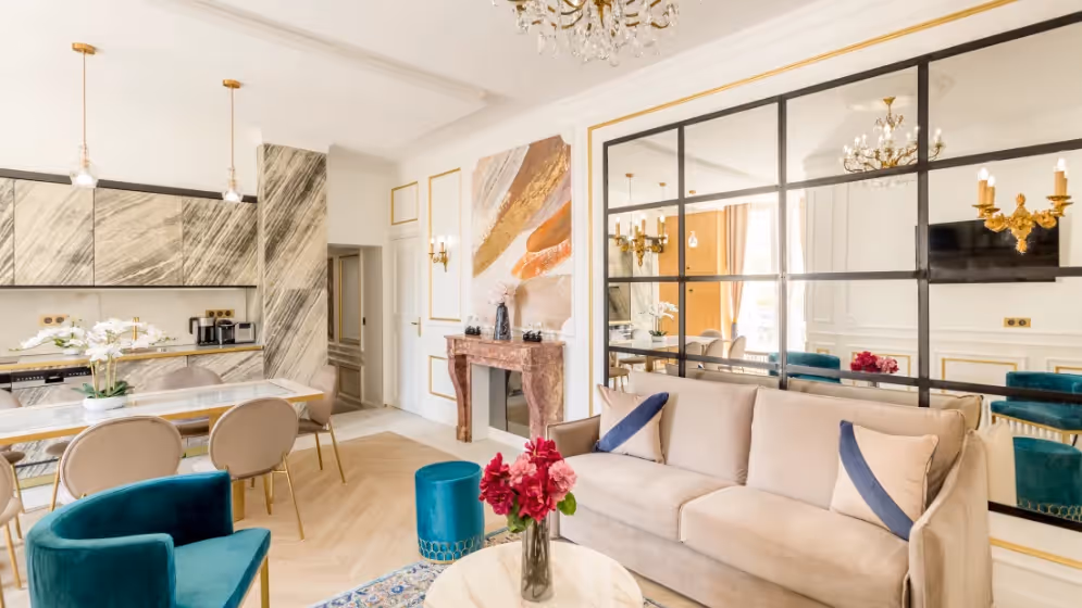 Le SALON luxury suite bac I