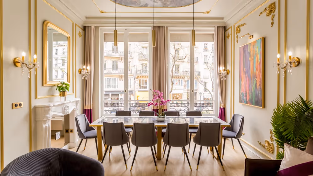Le Table a manger suite de luxe marcel III
