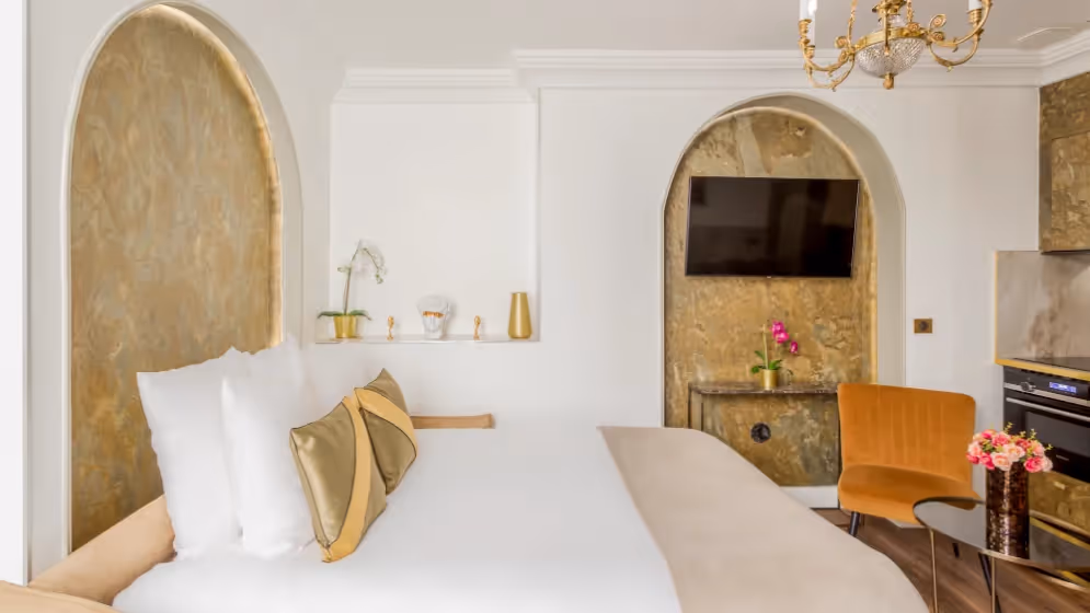 Le Canape lit suite de luxe rousseau