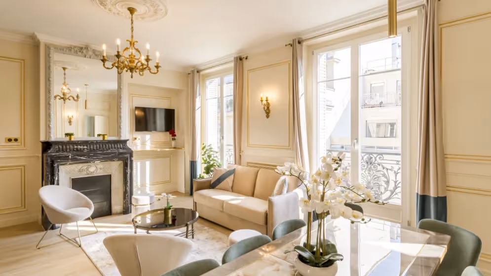 Le SALON suite de luxe opera II