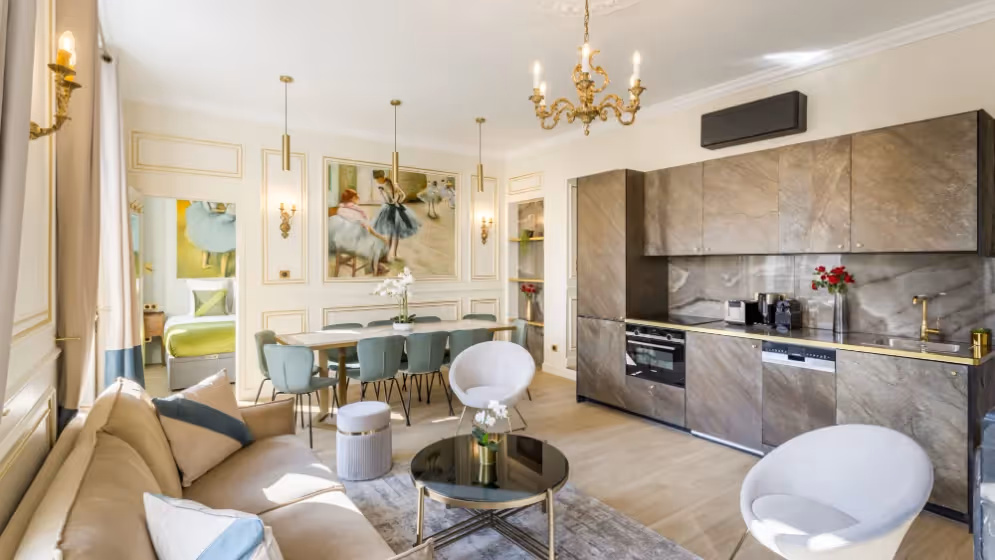 Le SALON suite de luxe opera II