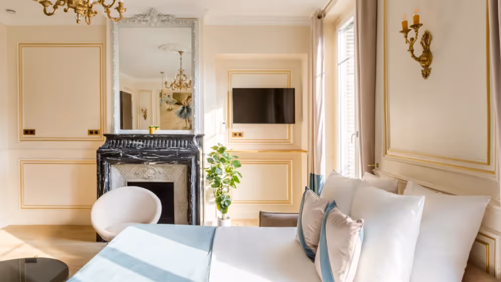 Le Canape lit 3 suite de luxe opera II