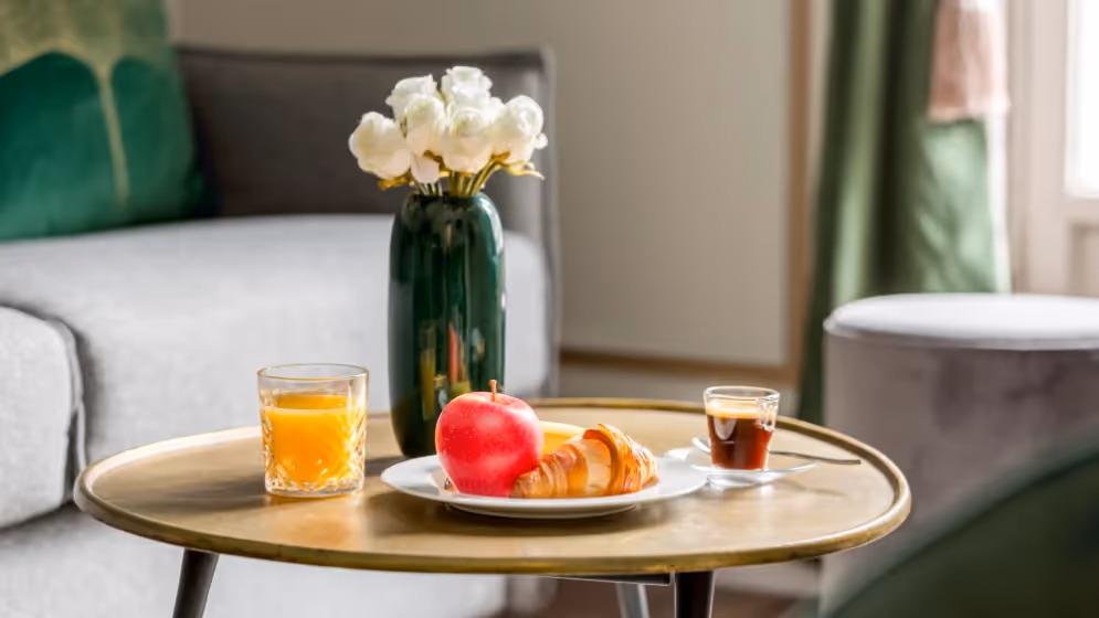 Le Table basse suite de luxe 4 septembre II