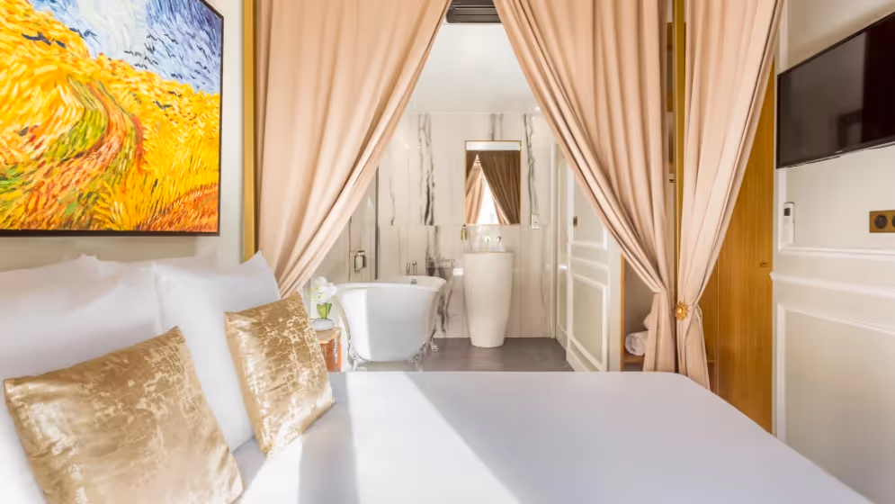 Le chambre 2 6 suite de luxe 4 septembre II