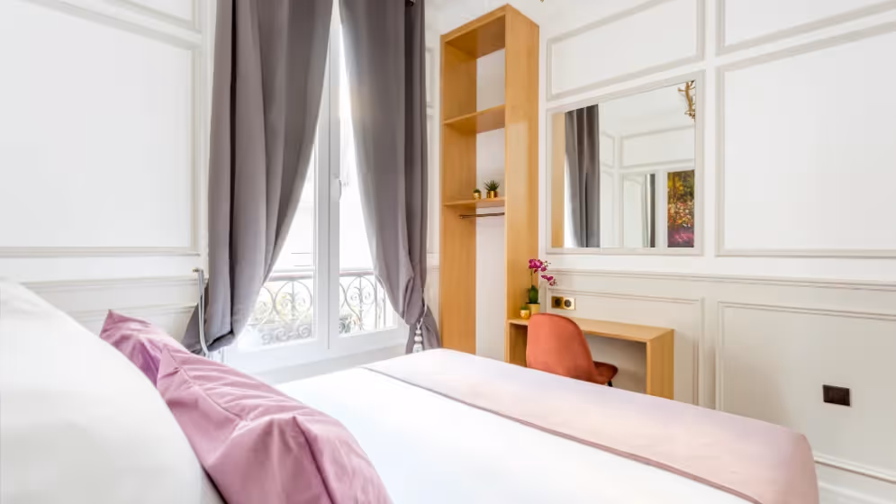 Le chambre 2 suite de luxe 4 septembre I