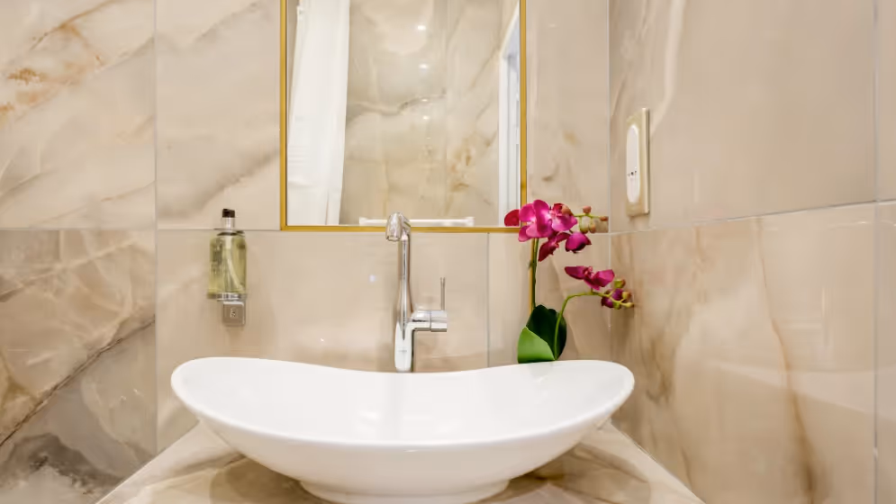 Le LaVabo luxury suite September 4 I