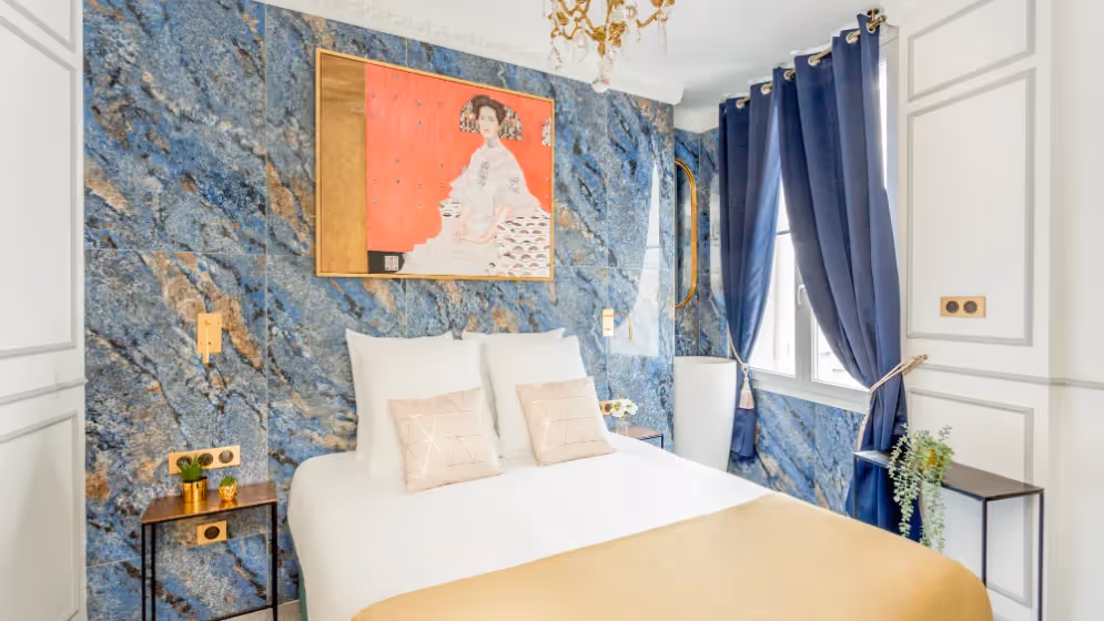 Room 3 luxury suite September 4 I