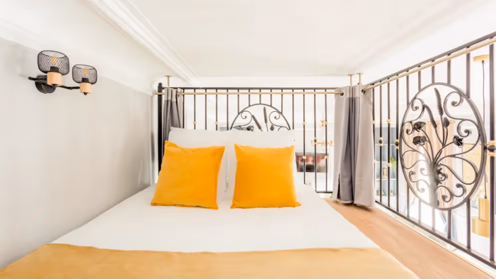 Le Mezzanine luxury suite September 4 I