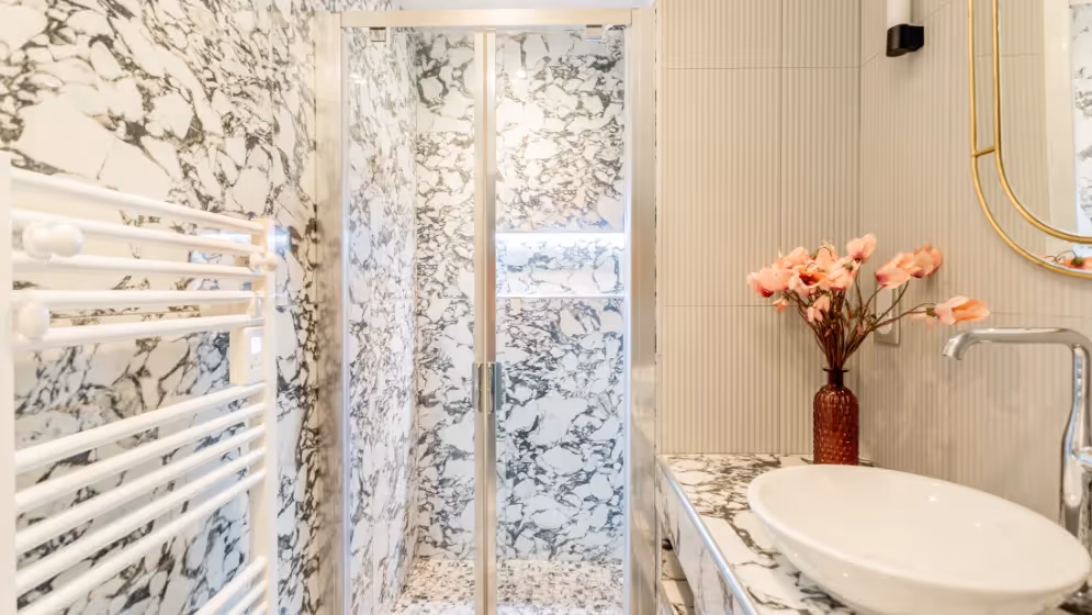 The Volney II luxury bathroom suite