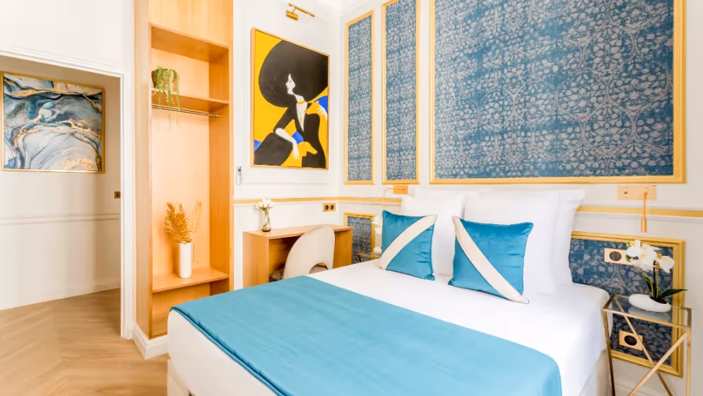 The Volney I room 2 luxury suite