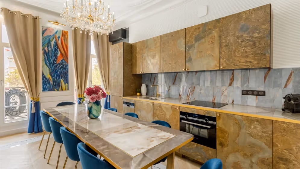 Le Cuisine luxury suite republique balcony View republique