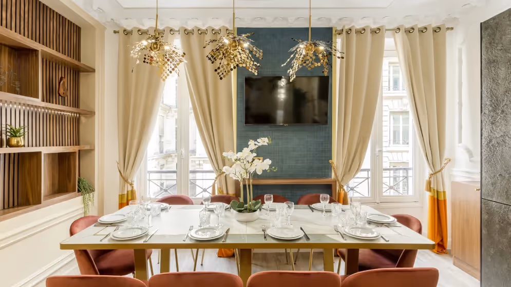 Le salle a manger min suite de luxe boissy