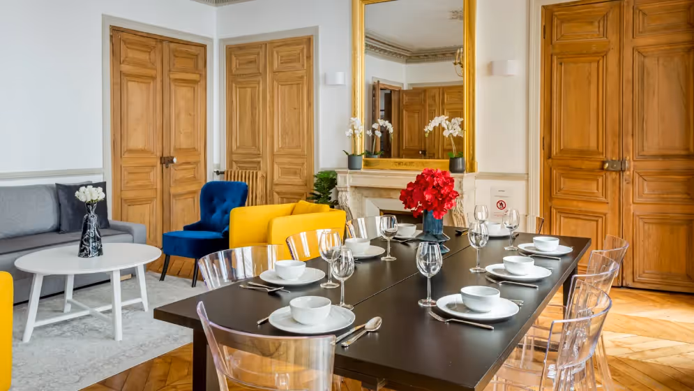 Le Table a manger Appartement Cosy Castellane